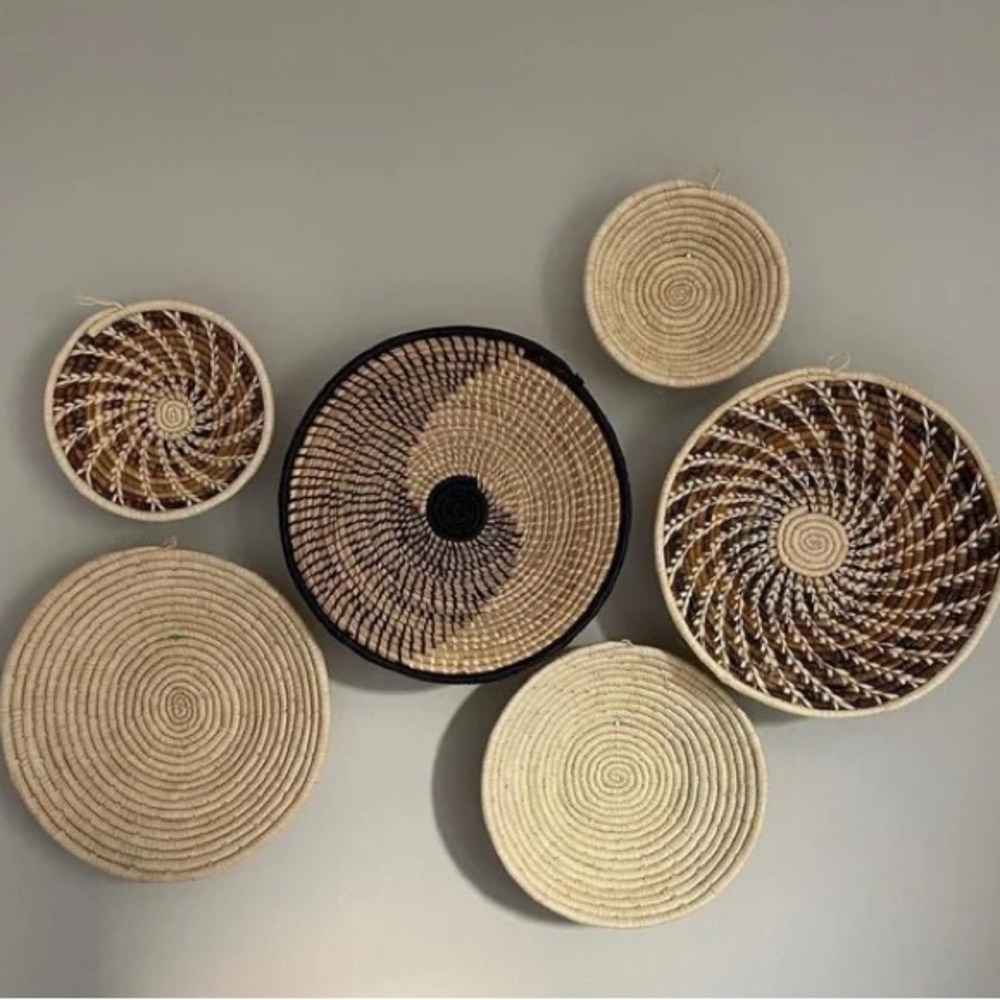Large African basket - Picture 7 of 10